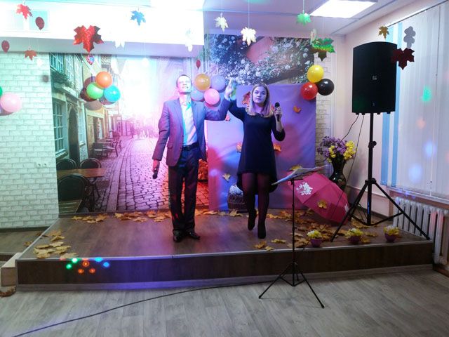 2omnes matres dicata