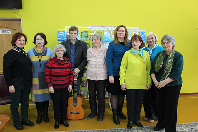 Klub VDOKHNOVENIYE Lyubov vesna tsvety11