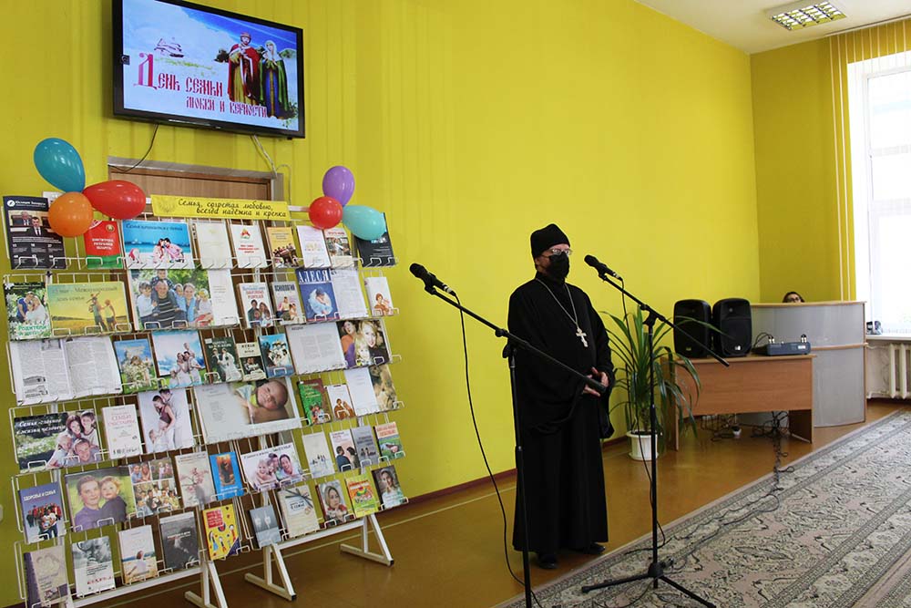 Venets vsekh tsennostey semya 6