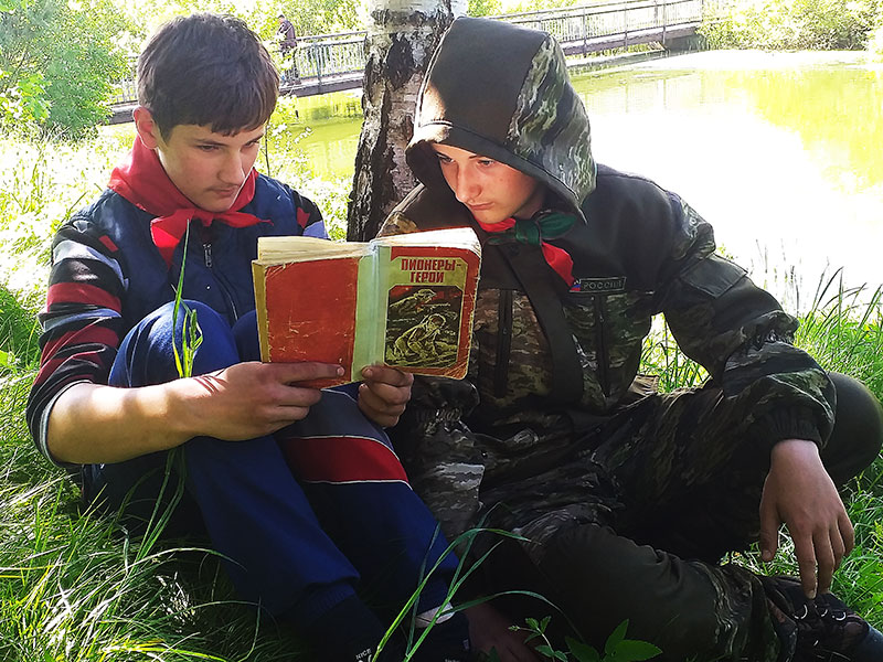 hellendz den pobedy mezevo