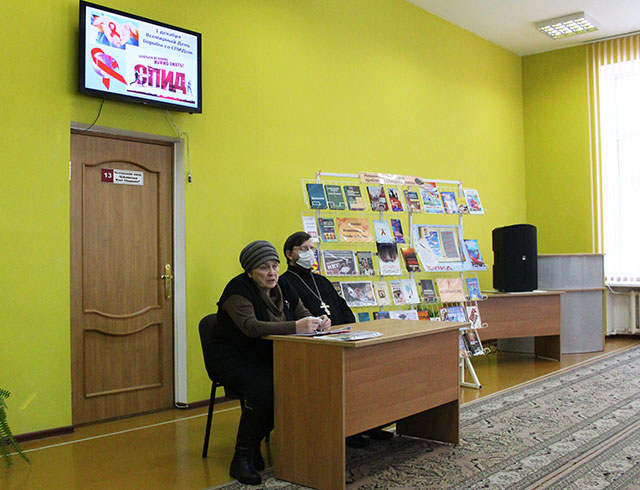 budushcheye v nashikh rukakh3