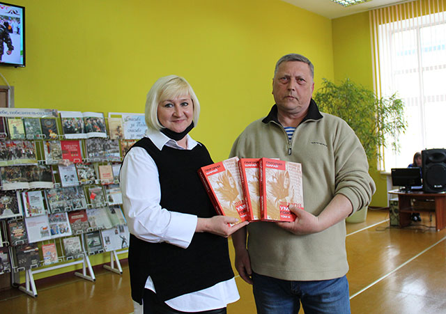 den pobedy tsentralnaya biblioteka9