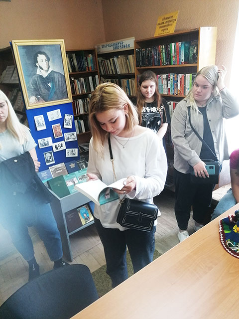 i skvoz goda i pokolenya on ne ustanet udivlyat5