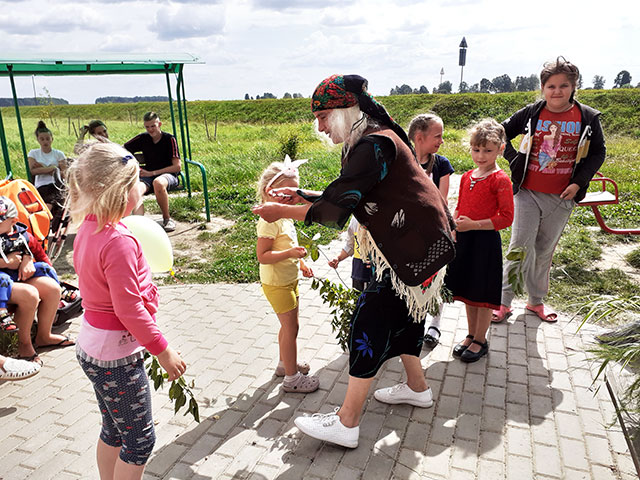 knizhnoye leto na kachelyakh1