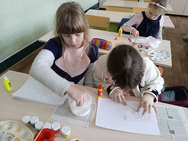 kruzhatsya snezhnyye meteli3