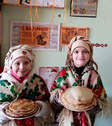 maslenitsa u vorot zakhodi chestnoy narod