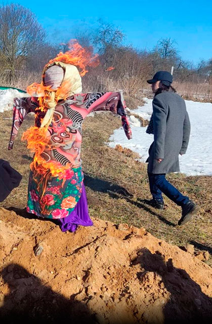 maslenitsa ugoshchay vsem blinochkov podavay7