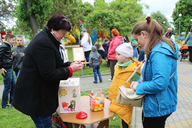 Prazdnik morozhenogo2017.5