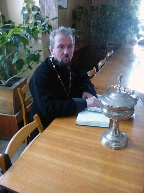 1 f2 protoierei otec