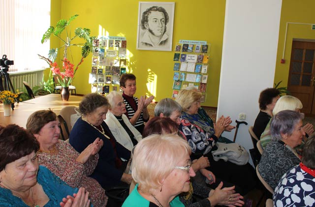 S otkrytym serdtsem i dobrym slovom10