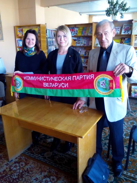 Za kem molodezh Komsomolu100.1