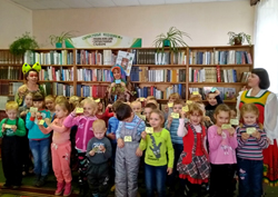 prazdnik My idem v biblioteku