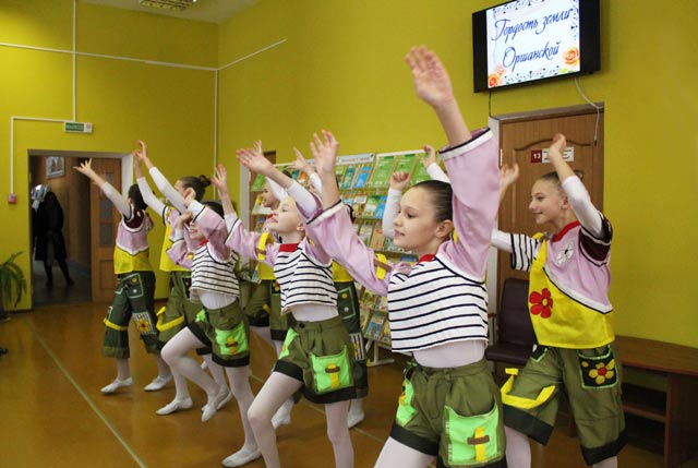 Chestvovaniye pisateley Trafimovykh3