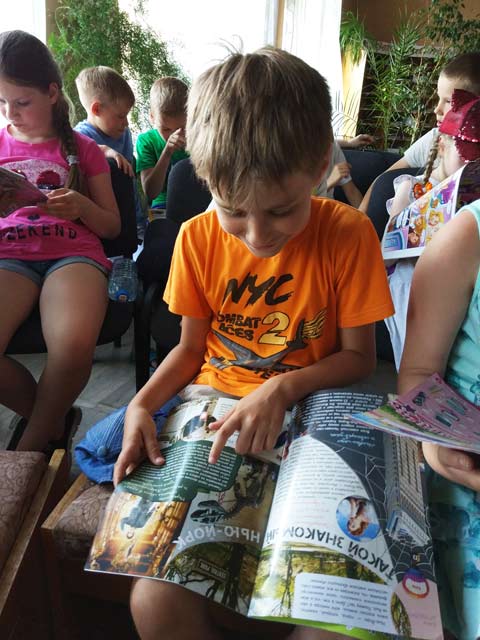 Knizhnyye tropinki leta9