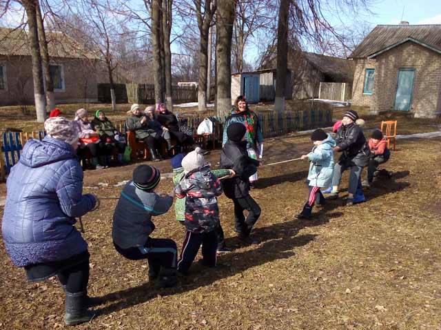 Maslenitsa prishlablinov prinesla3