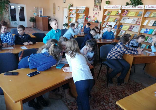 Mesyats mart i den vosmoy3