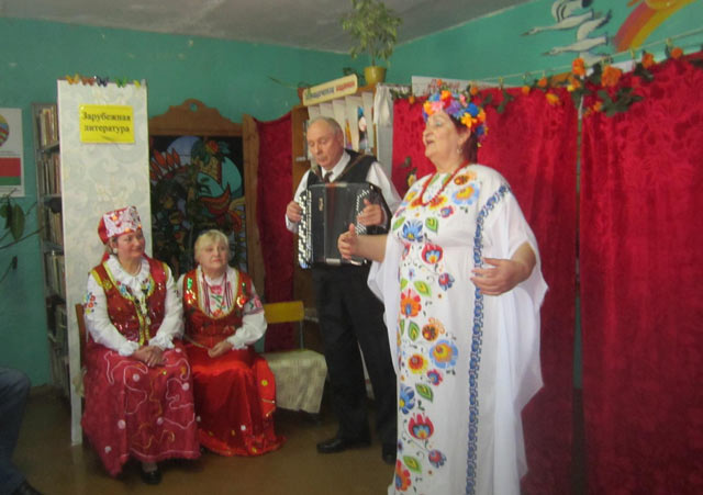 Vesenniy prazdnik dlya milykh zhenshchin4