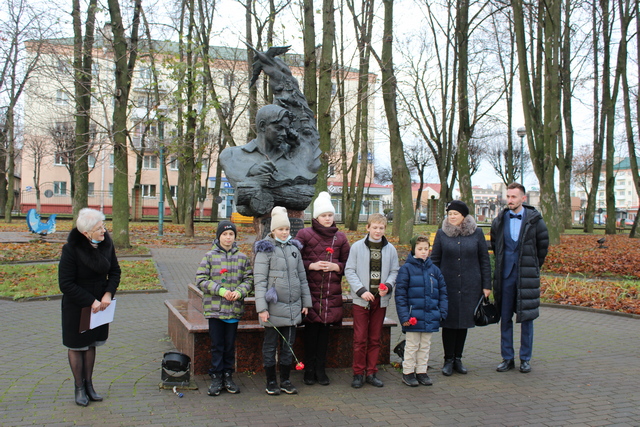 korotkevich miting u pamyatnika9