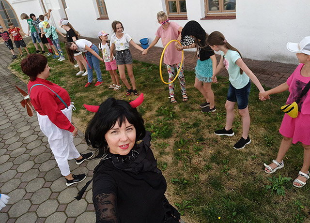 Nuzhno druzhboy dorozhit3