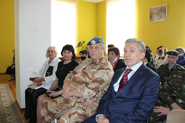 Sharay Zemlya umeyet govorit 1