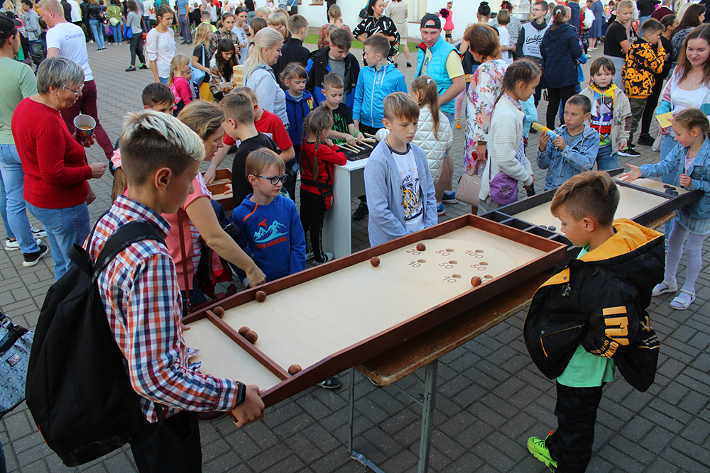 Ulotnyy neskuchnyy vecher25