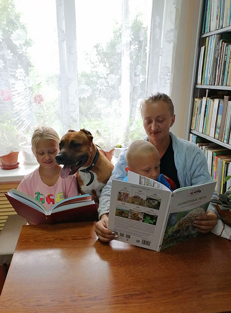 mir ptits i zverey zhdot druzey1