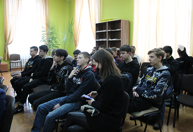 Armiya Muzhestvo Chest Podvig 2