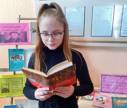 Borzdovka YA vnov chitayu Pushkinskiye stroki