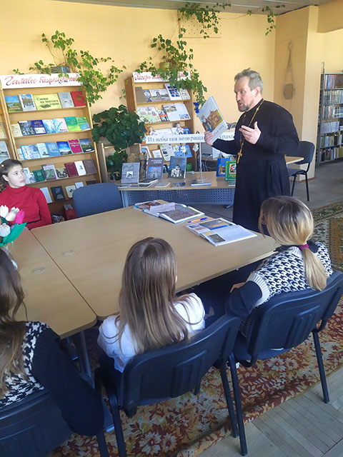 Iz nebytiya vozvrashchayutsya khramy 8