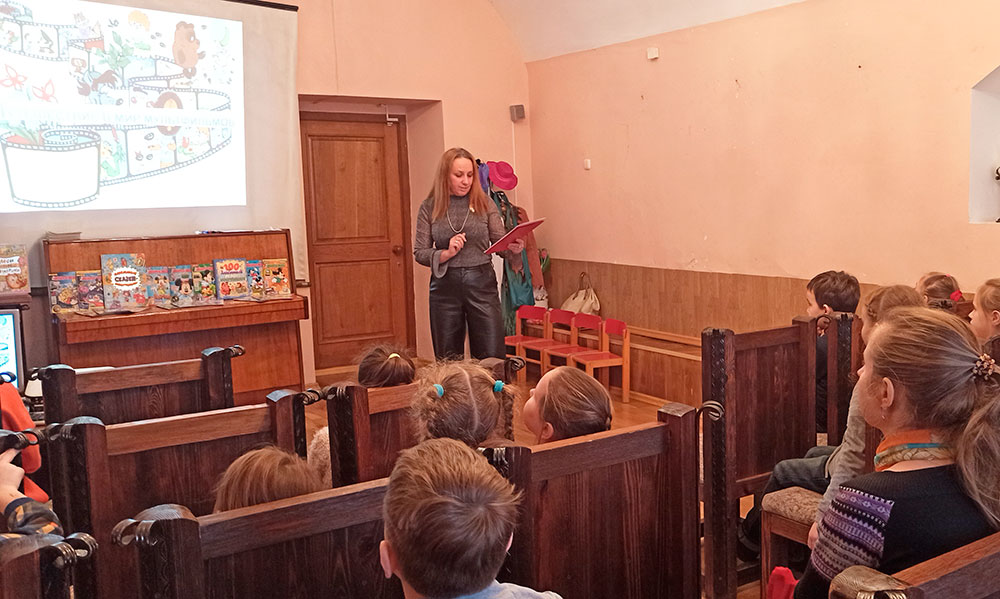 kanikuly v biblioteke4