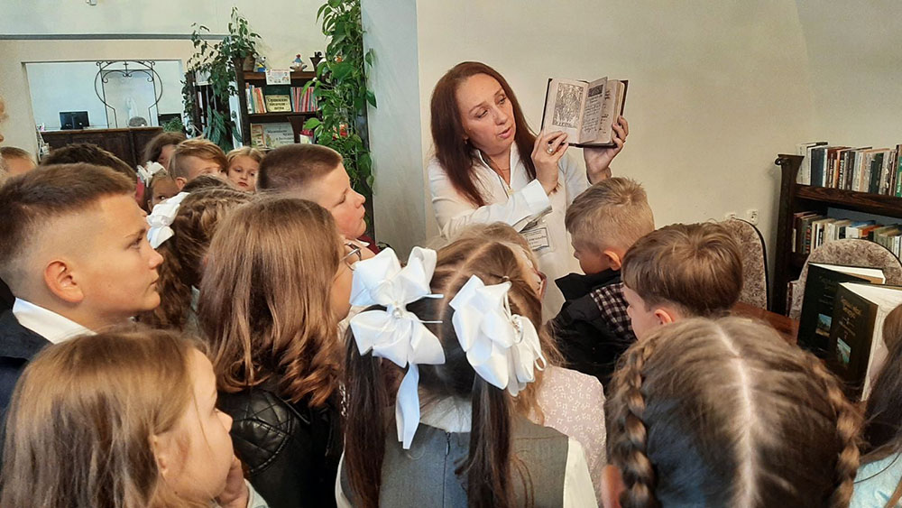 kazhdyy god zvonok vesolyy sobirayet vmeste nas2