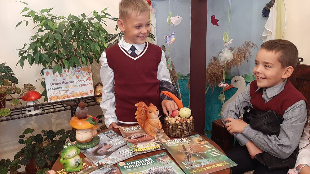 kazhdyy god zvonok vesolyy sobirayet vmeste nas5