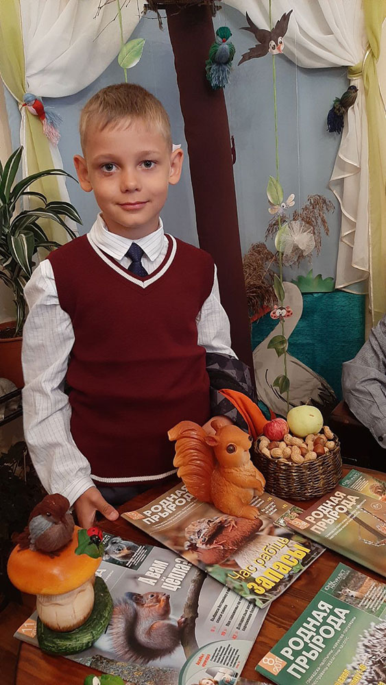 kazhdyy god zvonok vesolyy sobirayet vmeste nas7