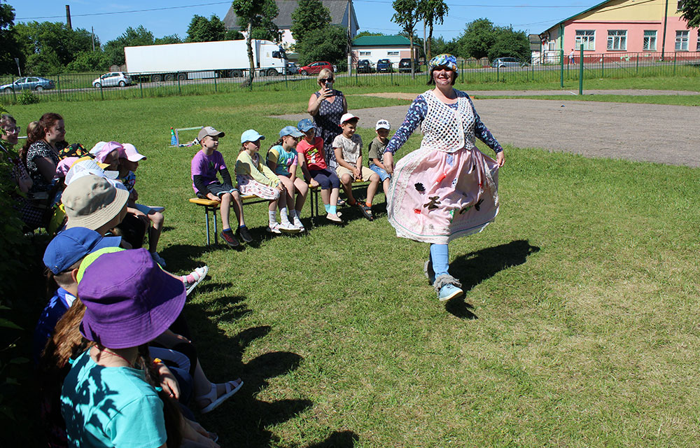 prazdnik prokaznik biblioteka gorkogo23