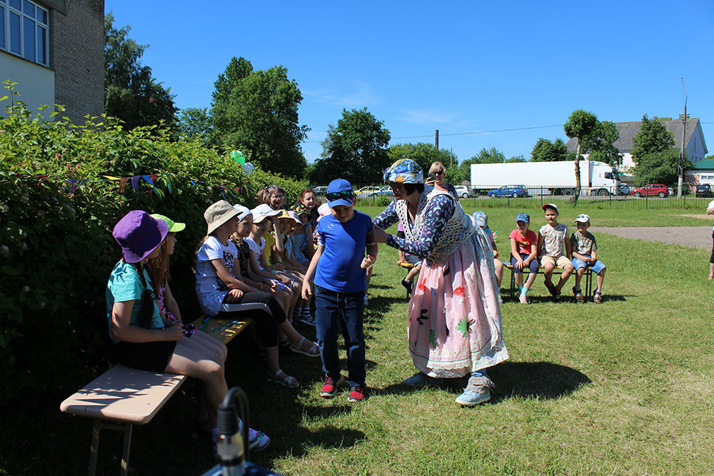 prazdnik prokaznik biblioteka gorkogo25