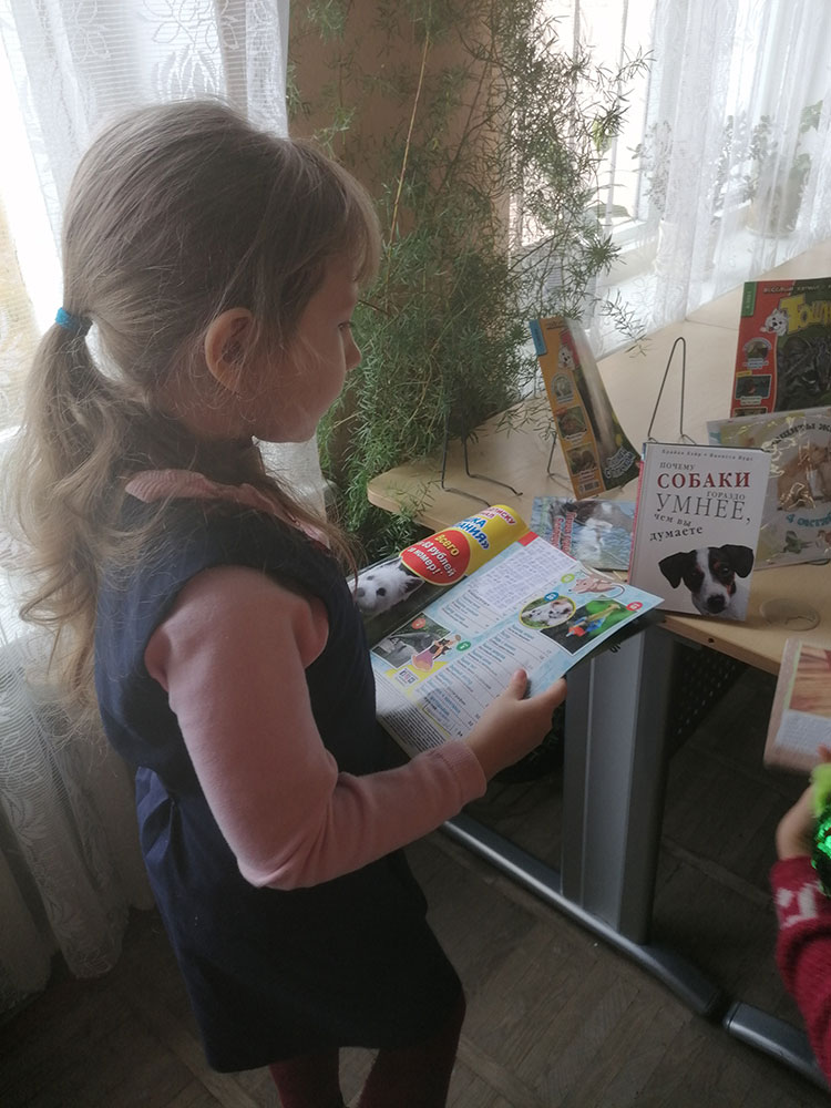 zveri i ptitsy na knizhnykh stranitsakh9