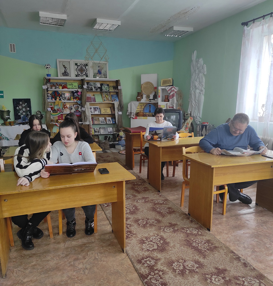 I do sikh por v Khatyni plachut kolokola3