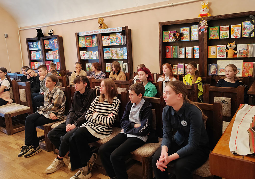 chernobylya chornyy aprel2