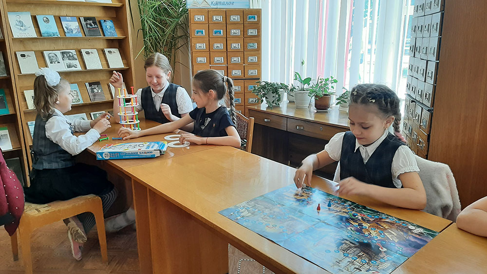 chas priklyucheniy i razvlecheniy4