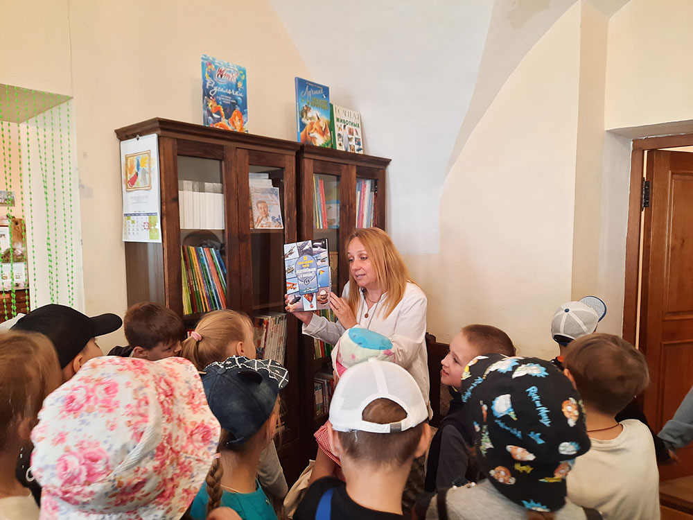 Leto s knigoy interesney14