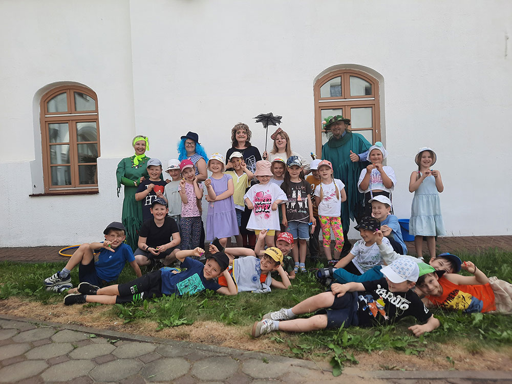 Leto s knigoy interesney20