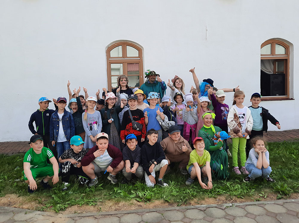 Leto s knigoy interesney21