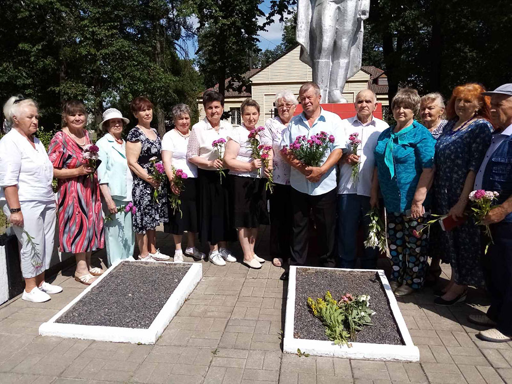 navechno v pamyati narodnoy4