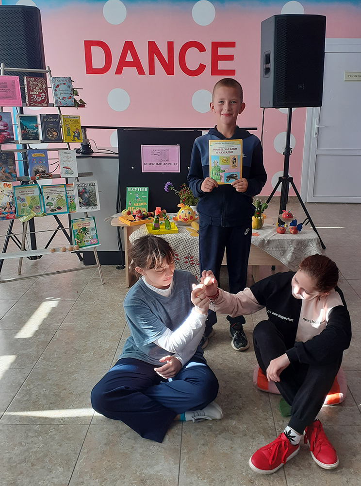 chitat eto modno poseshchat biblioteku prestizhno2