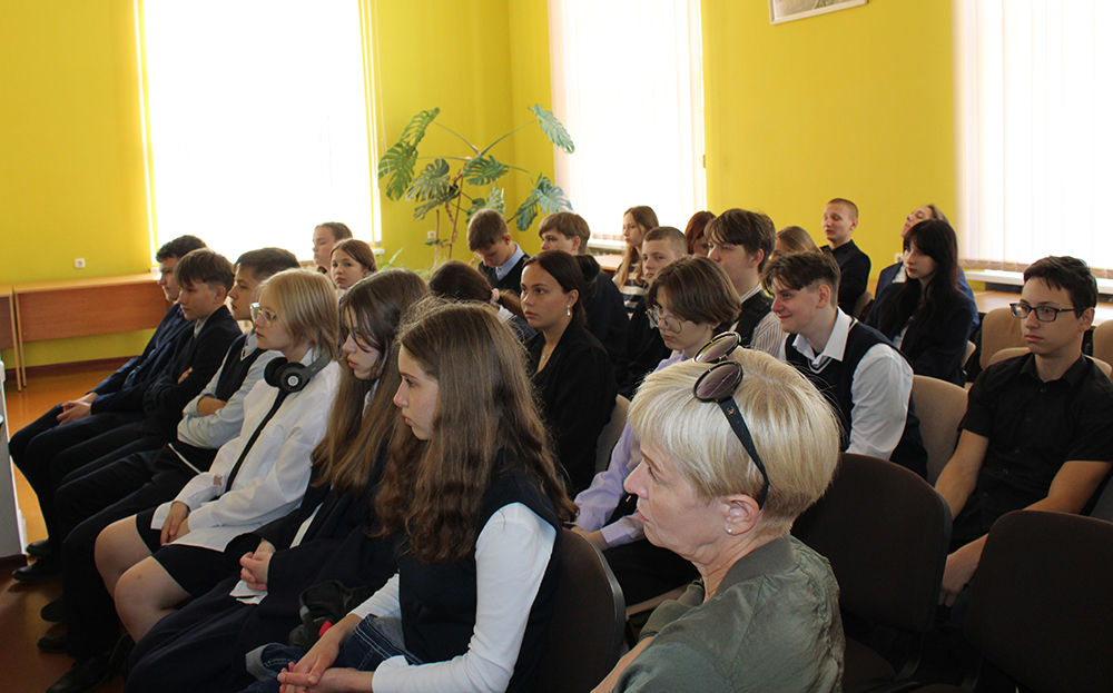 tolstoy biblioteka pushkina2