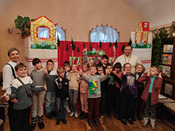 kanikuly v biblioteke