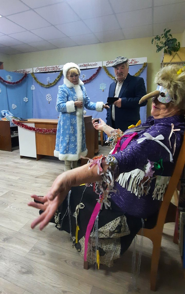 Novogodniye priklyucheniya 1