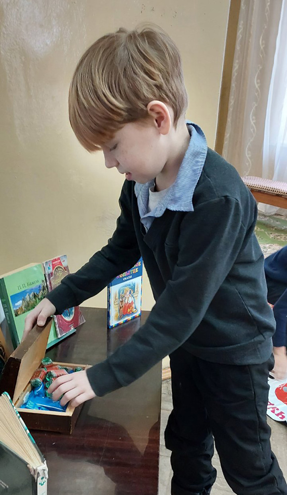 shkatulka skazok pavla bazhova11