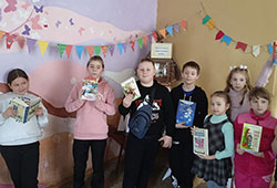 Pust kniga budet ryadom vechno