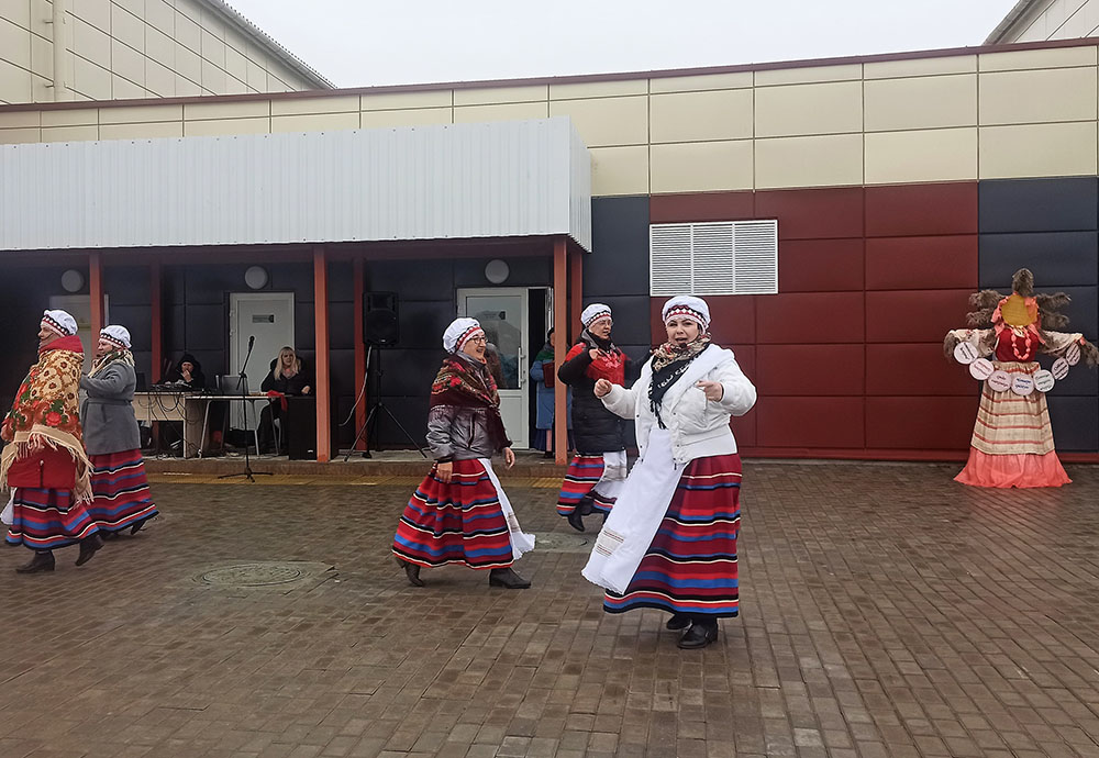 Veselis chestnoy narod2